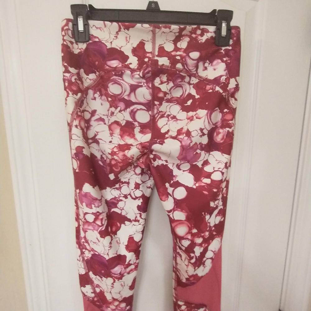 Under Armour Cranberry  and White Whimsical Patterned Leggings with Mesh Inserts - Picture 6 of 11